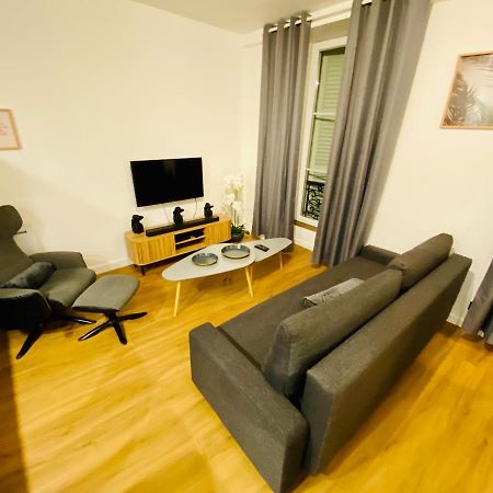 50M2 Flat In Heart Of Orleans - Canal Foot & Bein Exteriör bild