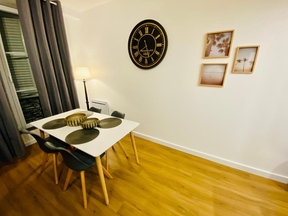 50M2 Flat In Heart Of Orleans - Canal Foot & Bein Exteriör bild